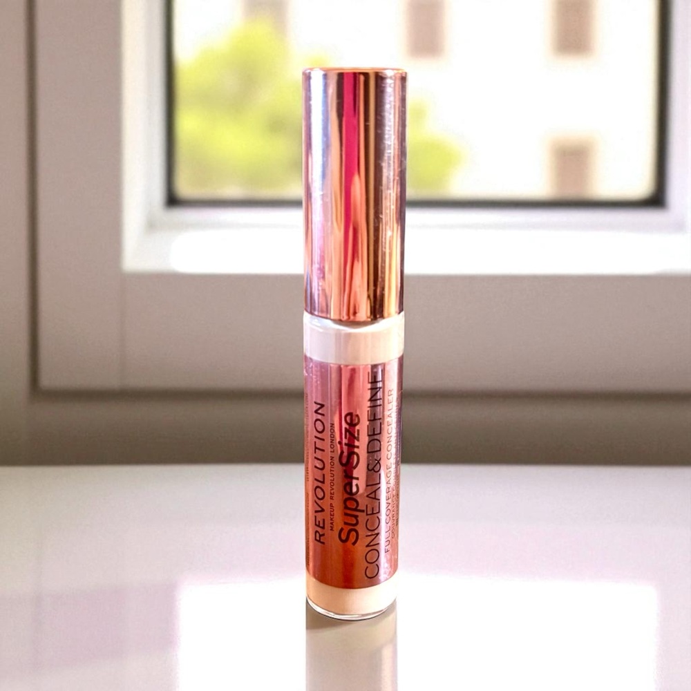 💎 Makeup Revolution Super Size Conceal & Define Concealer Shade C1 New